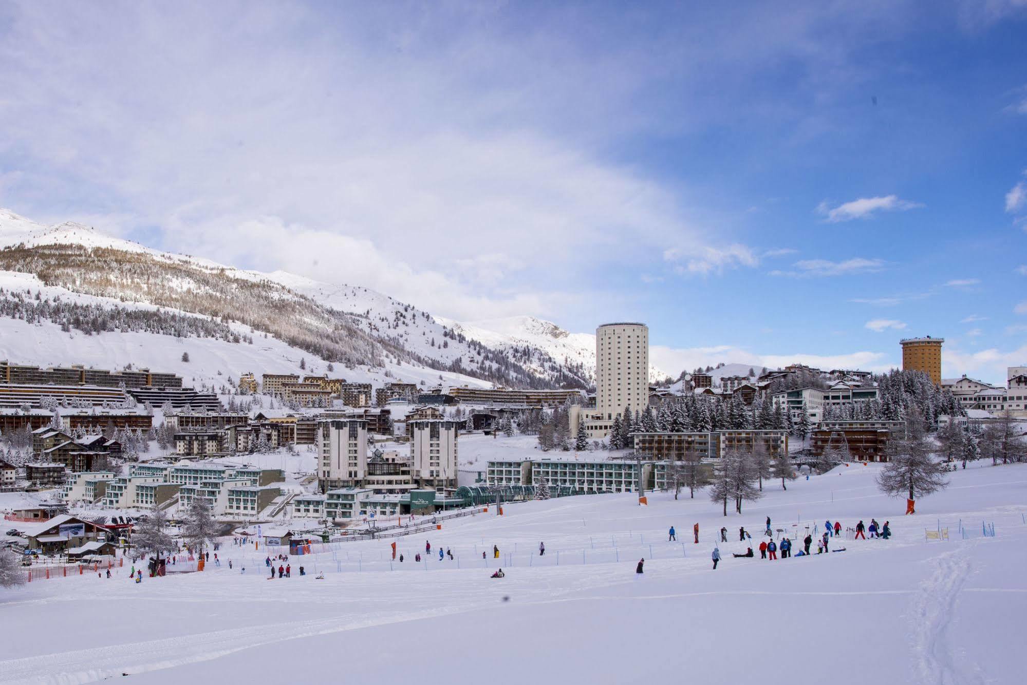 Olimpic Village Th Sestriere Apartments エクステリア 写真