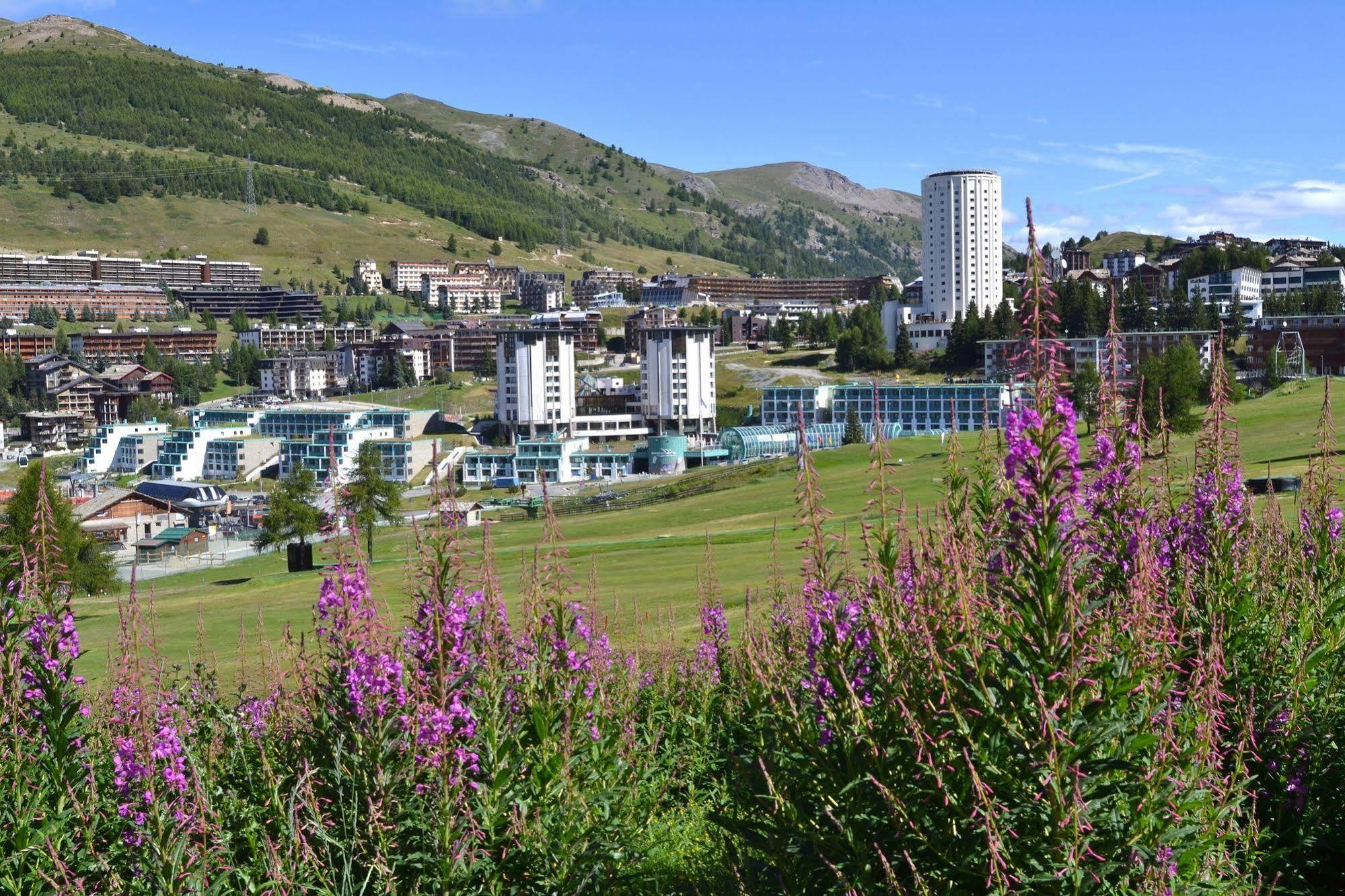 Olimpic Village Th Sestriere Apartments エクステリア 写真