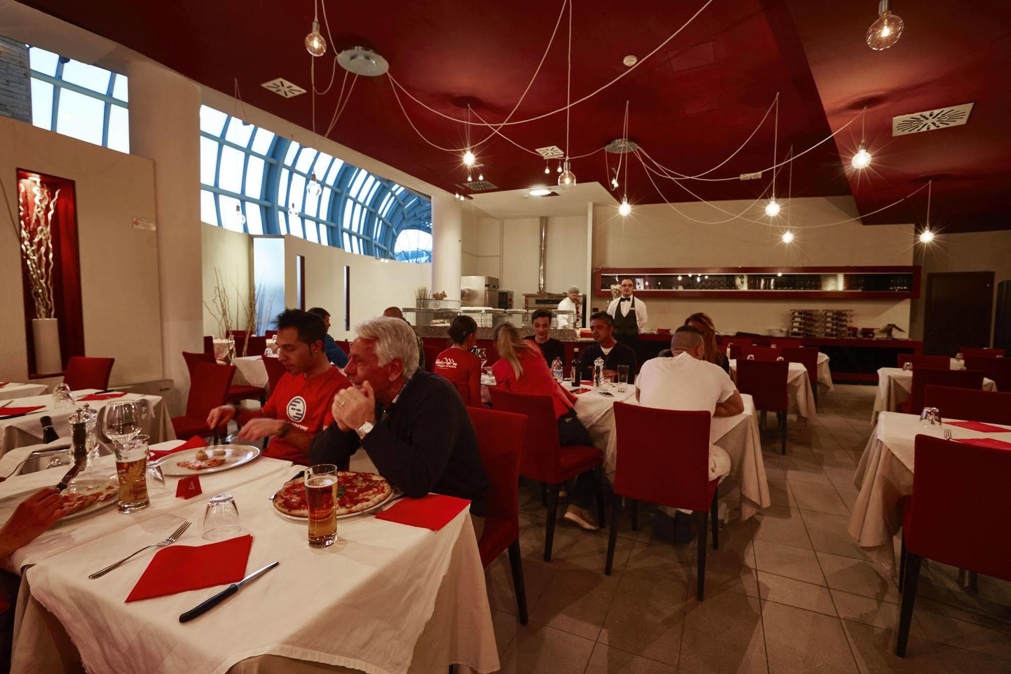 Olimpic Village Th Sestriere Apartments エクステリア 写真